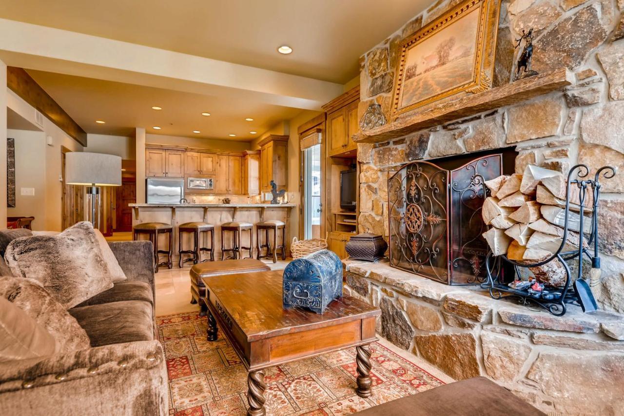 Mont Cervin Plaza Park City Room photo